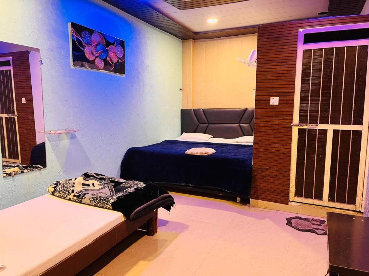 Pallav Guest House Ujjain Exterior foto